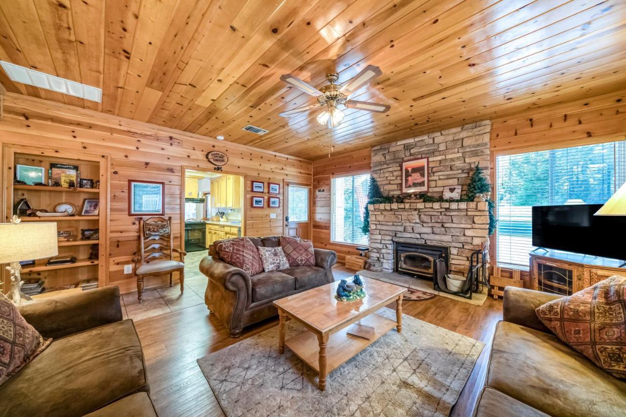 Black Bear Cabin Бас Лейк Екстериор снимка
